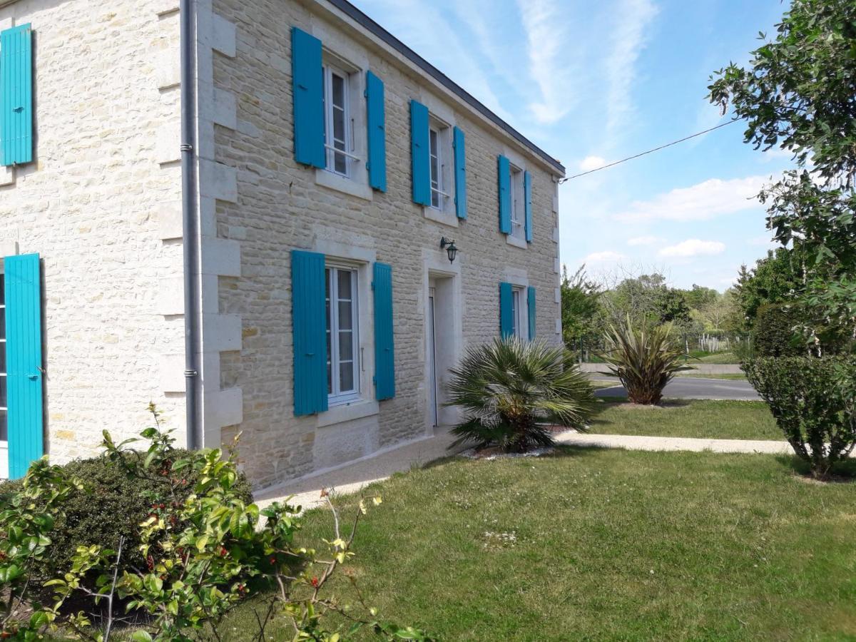 Apartamento Le Logis De Lange Apt Les Aigrettes Saint-Hilaire-la-Palud Exterior foto